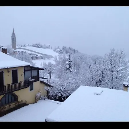 Maison De Village En Montagne Hébergement de vacances *